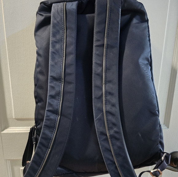 Lululemon Navy City Adventurer Backpack - Picture 9 of 14